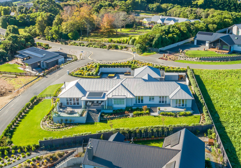 A Roof Designed to Be Seen: Custom Orb Crowns a Multi-Award-Winning Christchurch Home