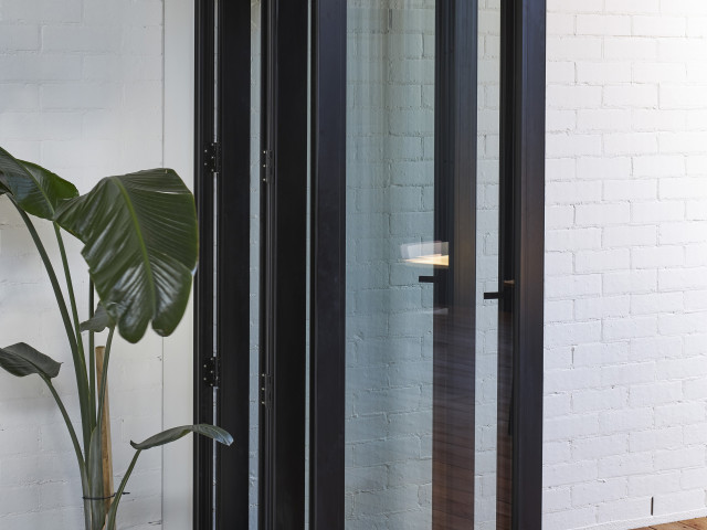 Residential Series ThermalHEART® Bi-Fold Doors & Windows