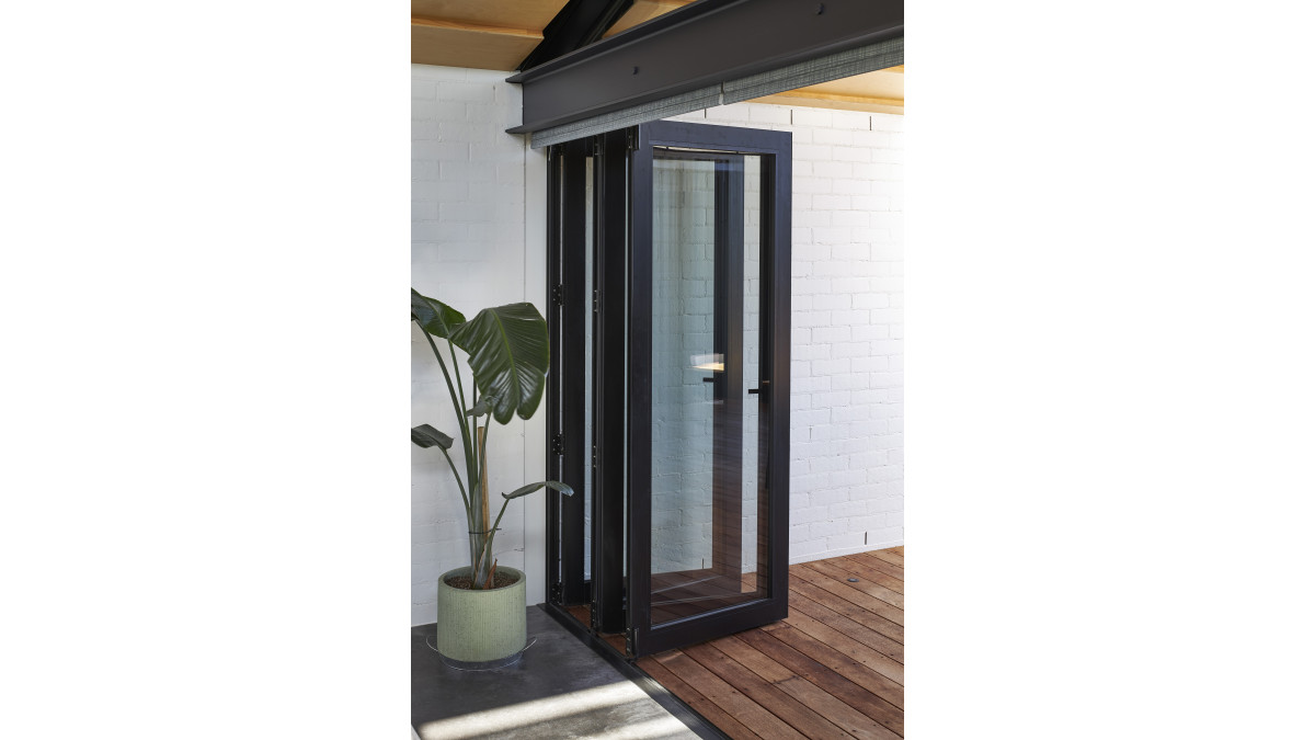 Altherm bifold door