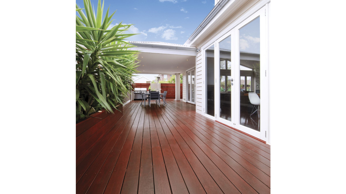 INFO 4 Deck Exterior Stain WB Small