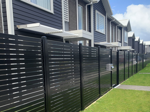 The Oasis Fence & Privacy Screen Panel
