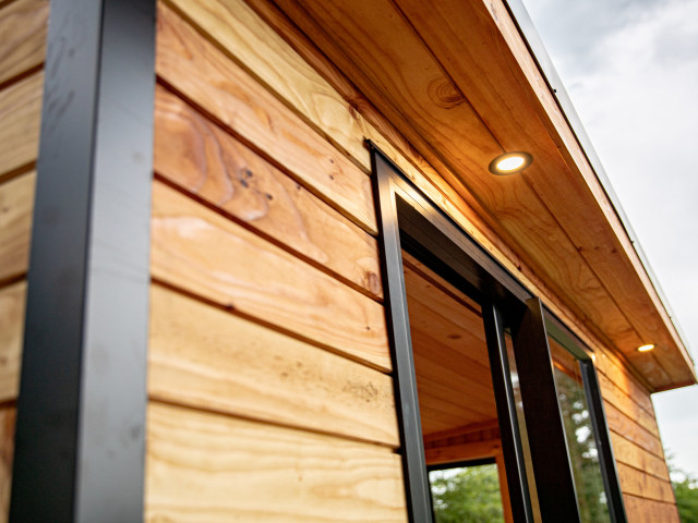 H-Clad KiwiTEC Larch Rusticated Weatherboards