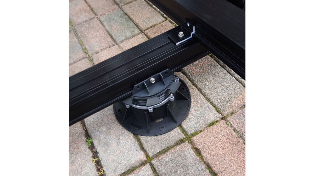 treadtech pedestal and aluminium deck frame