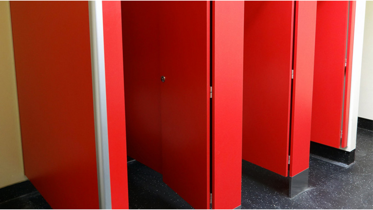 Each of KerMac’s products has a widely available colour selection, whether the product needed is toilet partitions, wall linings or wall ducting units.