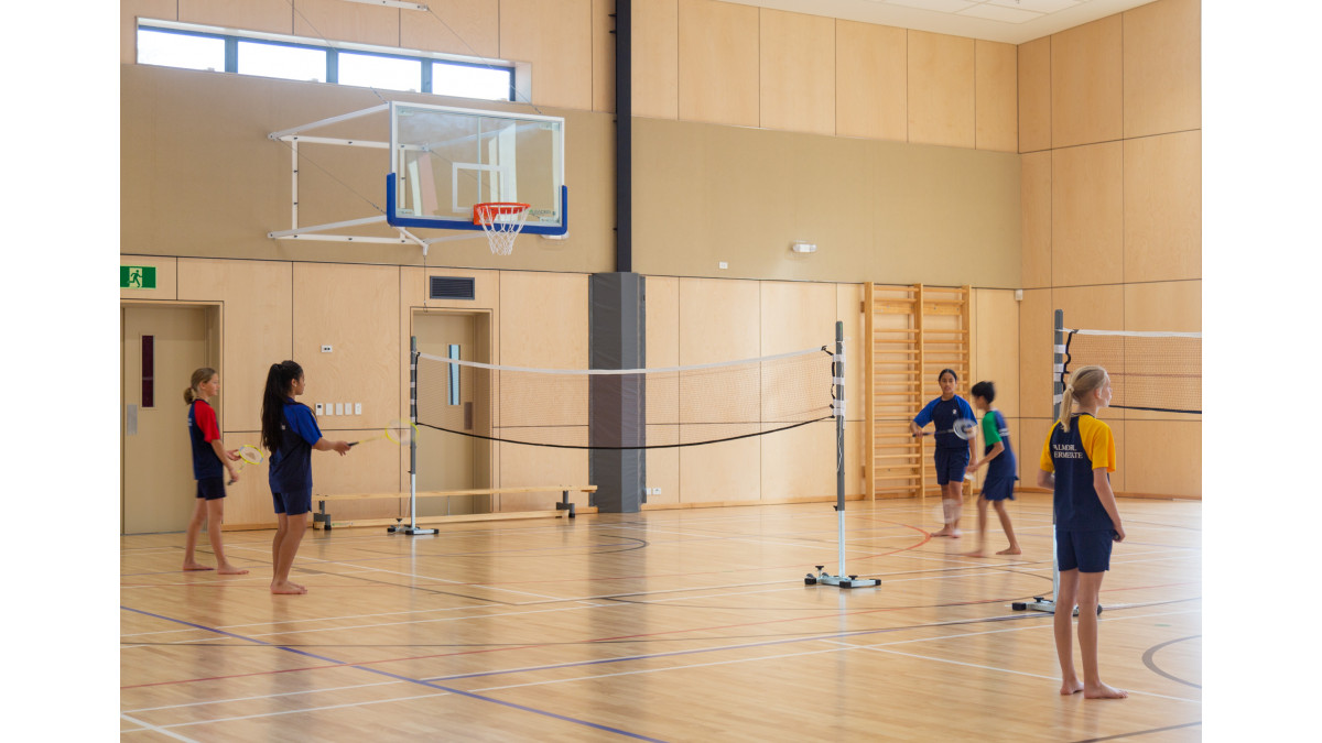 Plytech Birch Elite creates a welcoming atmosphere while also offering the durability needed for the busy gymnasium. 