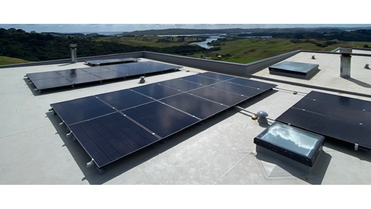 The use of our TPO-weldable ‘EJOT’ bars for mounting solar panels onto the Enviroclad TPO membrane roof without penetrating the membrane.