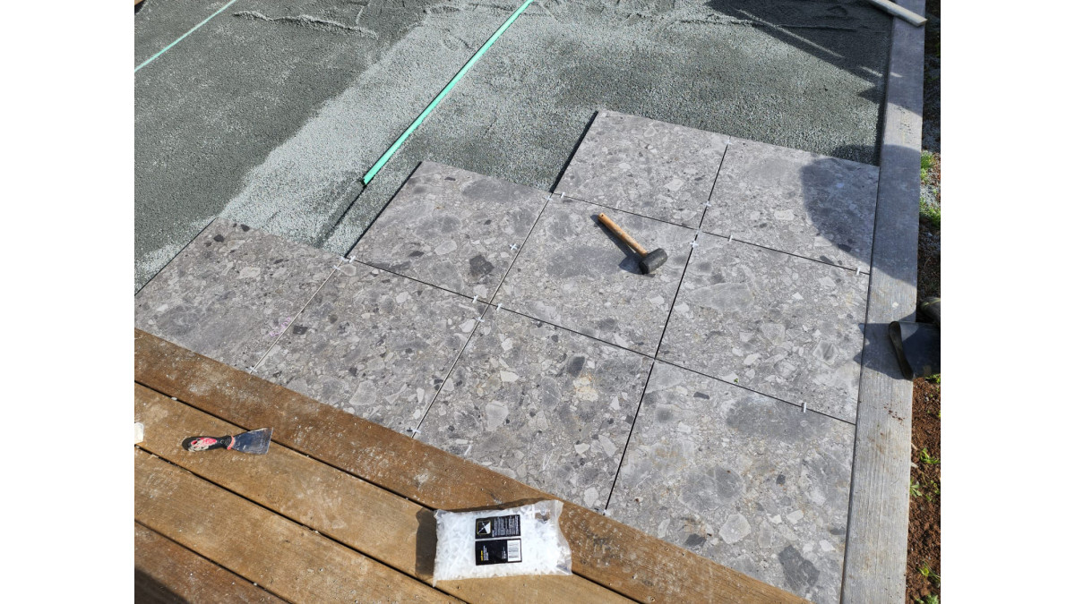Weekend DIY project: 2cm Terrazzo Porcelain Pavers dry laid onto gravel.