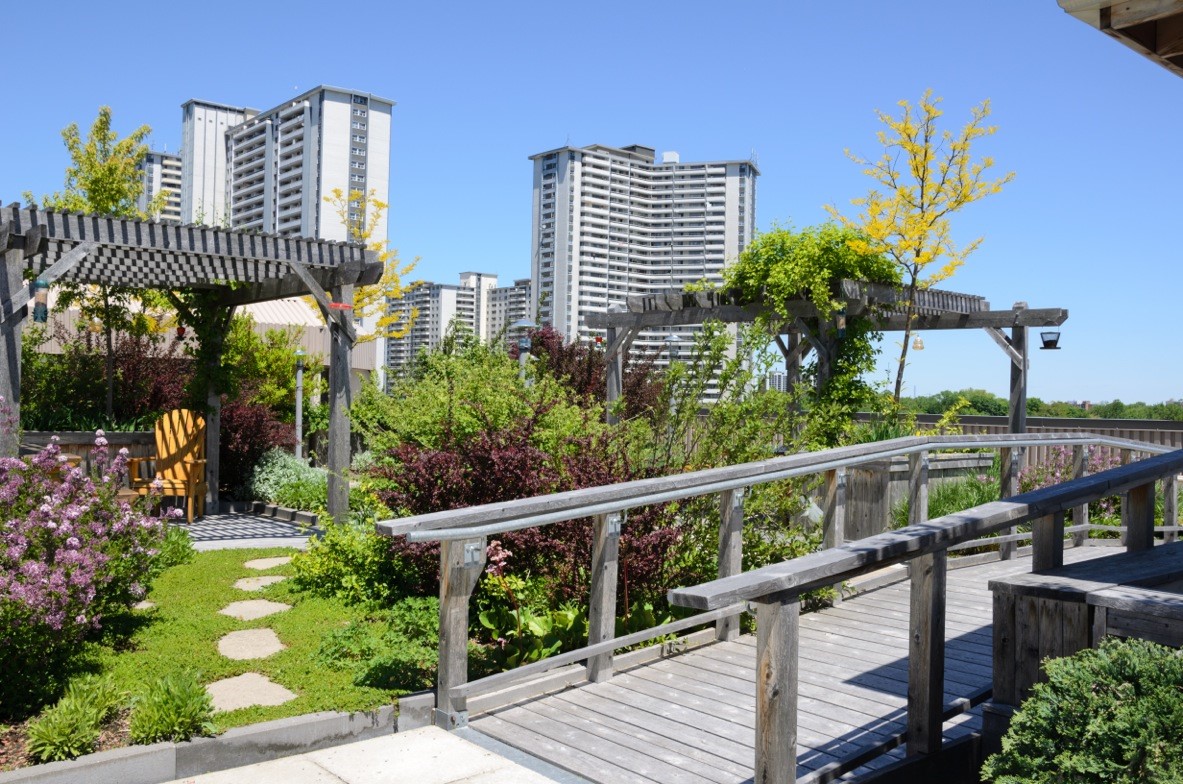 A System Creating Vibrant, Lush Sanctuaries Atop Apartment Buildings ...