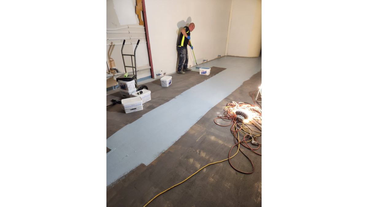 Westfield Christchurch second level tenancy. Westfield required WPM Sytems for E3 containment in a new second level tenancy fit out. Contract Flooring applied Mapei subfloor preparation, WPM, and adhesive Systems for luxury vinyl tile (LVT) installation.