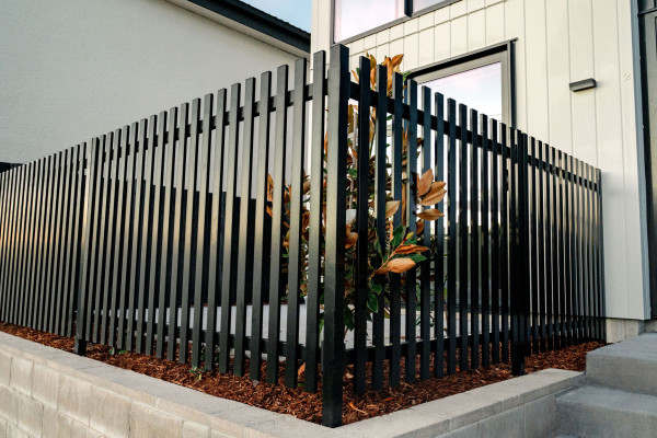 Smart Fencing Solutions: PicketPanel Balances Budget, Style, and Safety