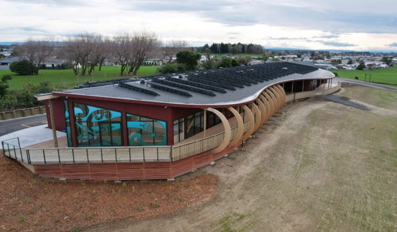 Murihiku Marae’s Tohorā-Inspired Design Showcases Techlam's Curved Glulam Beams 