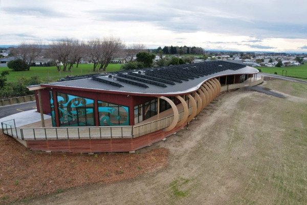 Murihiku Marae’s Tohorā-Inspired Design Showcases Techlam's Curved Glulam Beams 