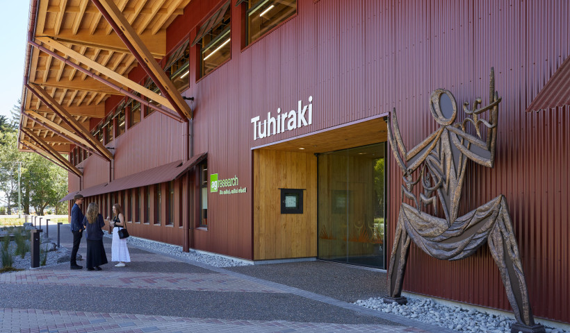 Tuhiraki AgResearch: A World-Leading Research Centre for Natural Products Featuring Terra Lana Wool Insulation